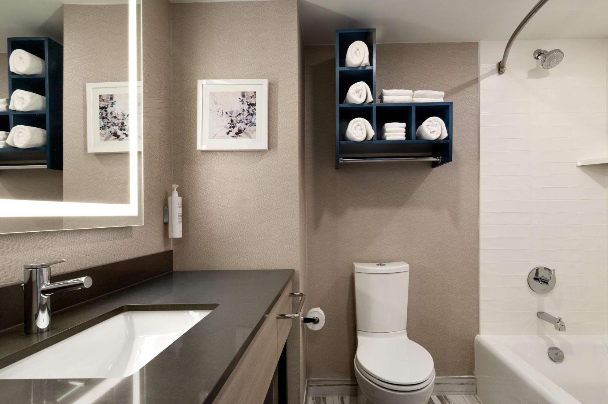 Hampton Inn By Hilton Napanee Greater Napanee Экстерьер фото